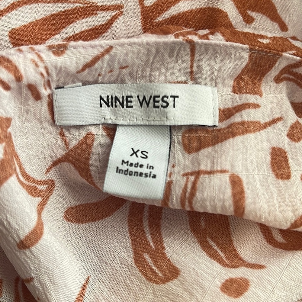 Nine West Ruffle Wide Strap Tank l SIZE XS - Picture 7 of 8